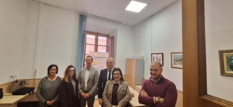 El subdelegado visita la oficina técnica de atención a los afectados por el tren de borrascas en Cuevas del Almanzora
